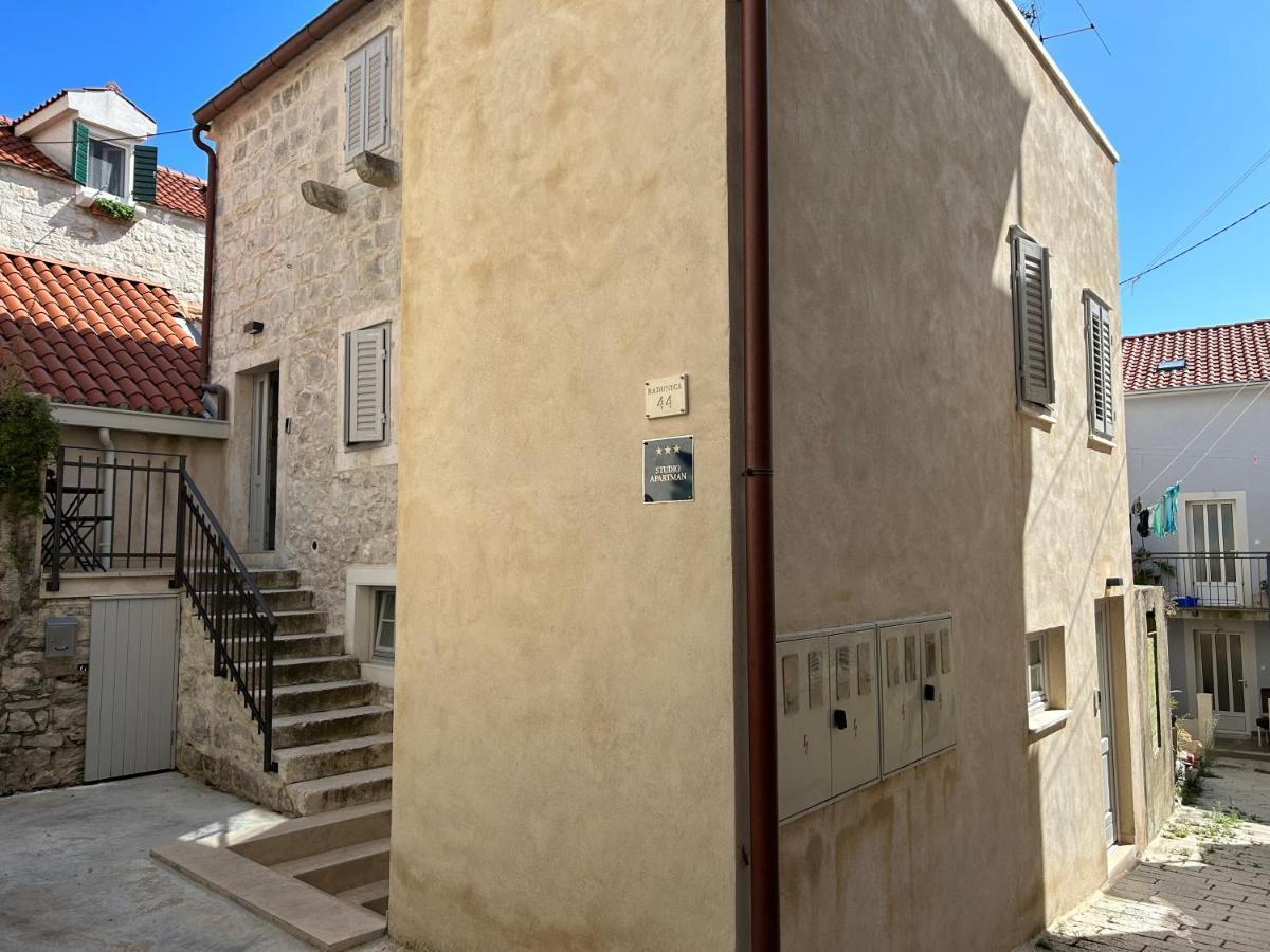 Radunica Old Town - Studio Apartment 3 Split Bagian luar foto