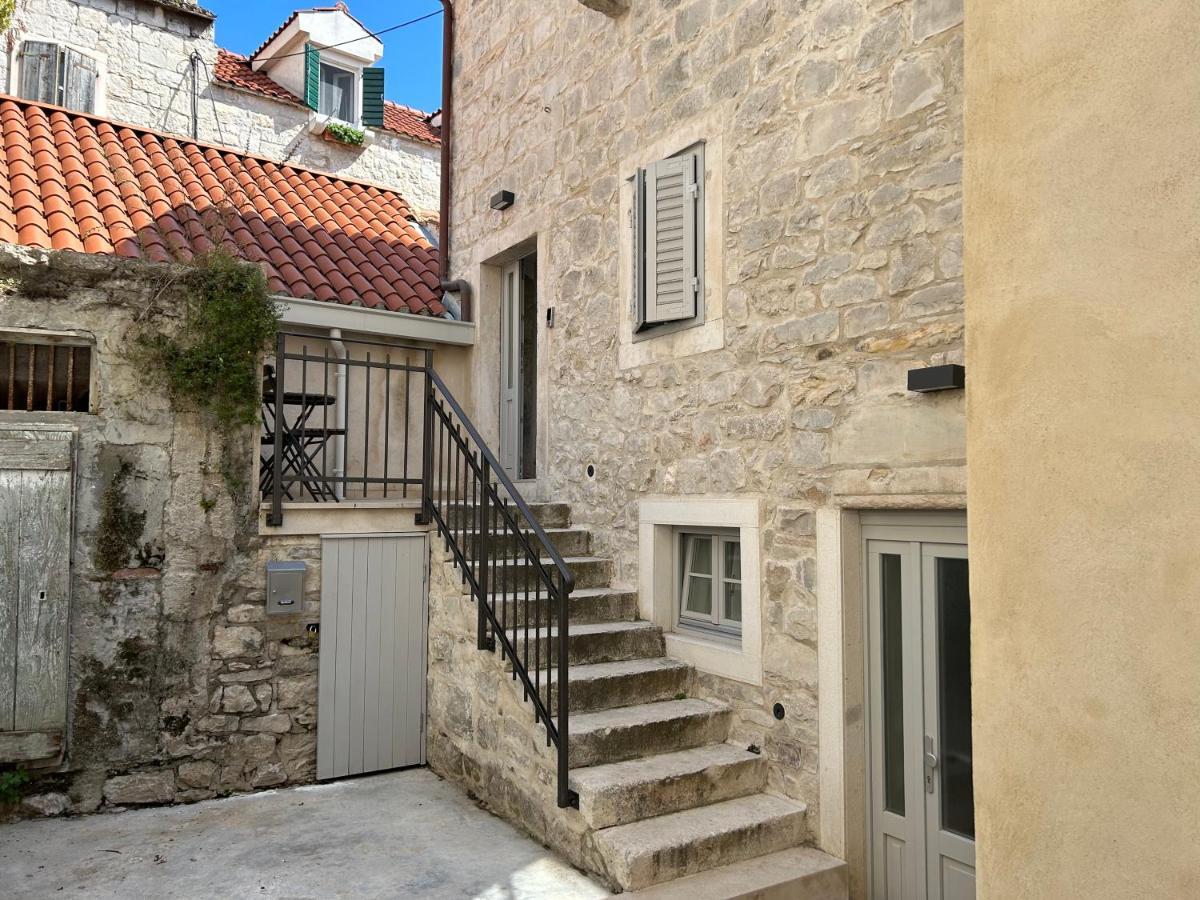 Radunica Old Town - Studio Apartment 3 Split Bagian luar foto